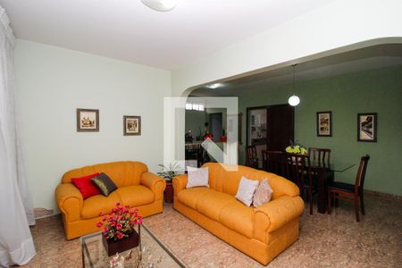 Sala de casa à venda com 3 quartos, 344m² em Alvorada, Belo Horizonte