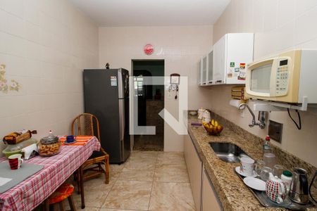 Cozinha  de casa à venda com 3 quartos, 344m² em Alvorada, Belo Horizonte