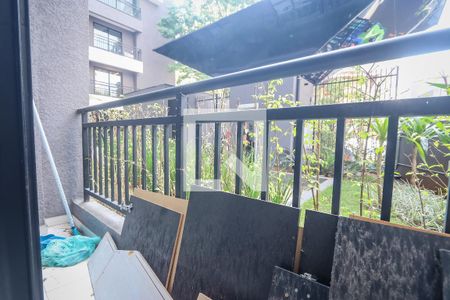 Varanda de kitnet/studio para alugar com 1 quarto, 28m² em Cidade Jardim, São Paulo