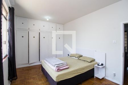 Suíte de apartamento para alugar com 3 quartos, 153m² em Santa Efigênia, Belo Horizonte