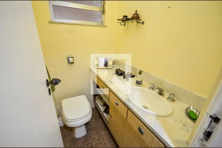 Lavabo de apartamento para alugar com 4 quartos, 100m² em Tijuca, Rio de Janeiro