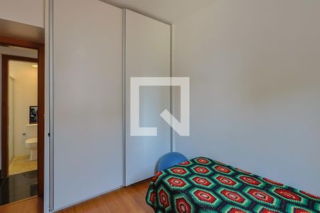 Quarto 1 de apartamento à venda com 2 quartos, 56m² em Santo Antônio, Belo Horizonte