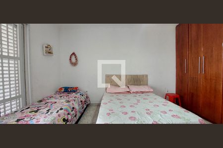 Quarto 1 de casa à venda com 3 quartos, 240m² em Vila Lucinda, Santo André