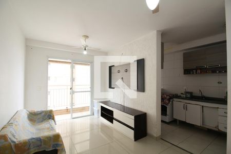 Sala de apartamento à venda com 2 quartos, 56m² em Jardim Maria Rosa, Taboão da Serra