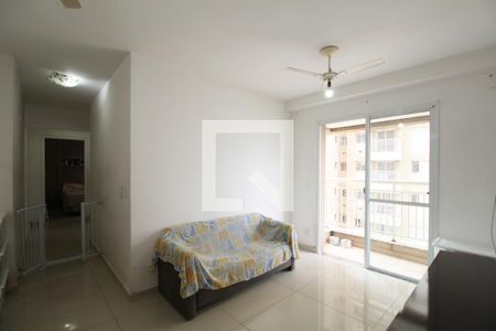 Sala de apartamento à venda com 2 quartos, 56m² em Jardim Maria Rosa, Taboão da Serra