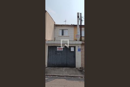 Placa de casa para alugar com 2 quartos, 110m² em Jardim Santa Rosa, Taboão da Serra