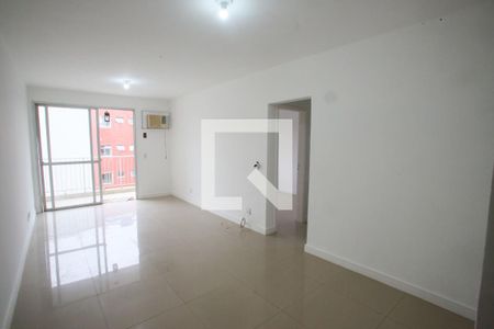 Sala de apartamento para alugar com 3 quartos, 90m² em Tanque, Rio de Janeiro