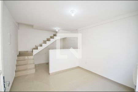 Sala de casa para alugar com 1 quarto, 29m² em Riachuelo, Rio de Janeiro