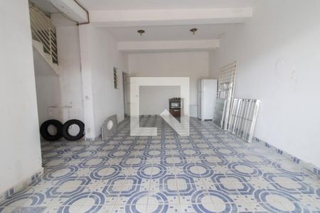 Garagem de casa à venda com 7 quartos, 430m² em Jardim Nova Ipanema, Guarulhos