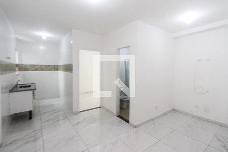 Sala e Cozinha de apartamento para alugar com 1 quarto, 35m² em Vila Antonieta, São Paulo