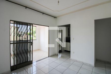 Sala de Jantar de casa para alugar com 3 quartos, 200m² em Floramar, Belo Horizonte