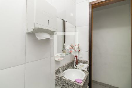 Lavabo de casa à venda com 3 quartos, 140m² em Jardim Hercilia, São Paulo