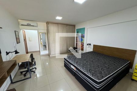 Sala - Dormitório de kitnet/studio para alugar com 1 quarto, 33m² em Ribeirânia, Ribeirão Preto