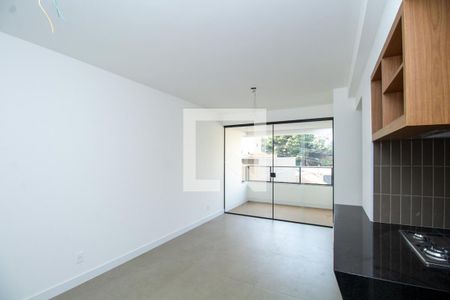 Apartamento à venda com 63m², 2 quartos e 2 vagasSala