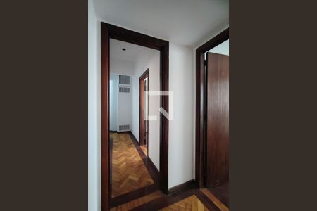 Corredor de apartamento à venda com 4 quartos, 160m² em Copacabana, Rio de Janeiro