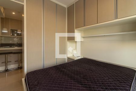 Quarto de apartamento para alugar com 1 quarto, 25m² em Granja Viana, Cotia