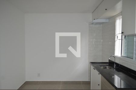 Quarto e cozinha de kitnet/studio para alugar com 1 quarto, 35m² em Vila São José (Ipiranga), São Paulo