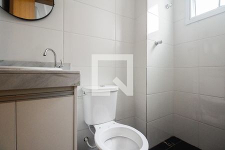 Banheiro de kitnet/studio para alugar com 1 quarto, 19m² em Vila Matilde, São Paulo