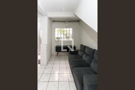 Sala de casa para alugar com 1 quarto, 50m² em Jardim Teresa, São Paulo