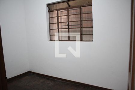 Quarto 2 de casa à venda com 5 quartos, 350m² em Califórnia, Belo Horizonte