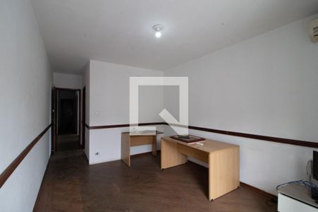 Suíte de casa à venda com 3 quartos, 400m² em Vila Mazzei, São Paulo