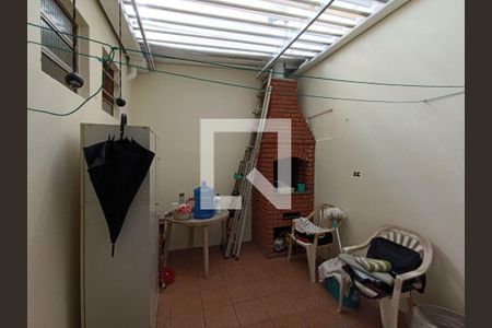 Casa à venda com 2 quartos, 100m² em Vila Gomes, São Paulo