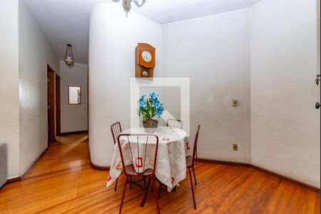 Sala de apartamento para alugar com 3 quartos, 119m² em Monsenhor Messias, Belo Horizonte