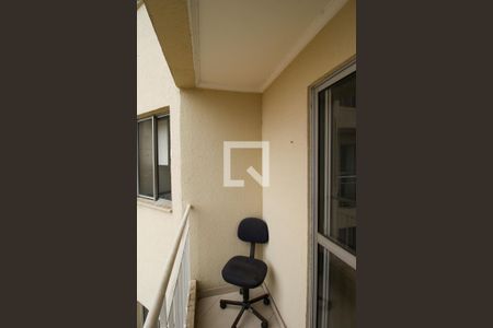 Sala / Varanda de apartamento para alugar com 2 quartos, 48m² em Vila Sao Carlos, Itaquaquecetuba