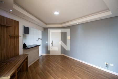 Sala de apartamento para alugar com 2 quartos, 48m² em Vila Sao Carlos, Itaquaquecetuba