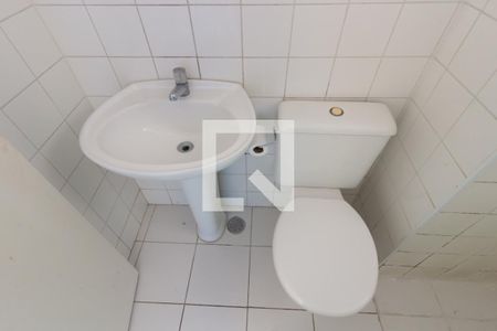 Banheiro de apartamento à venda com 2 quartos, 39m² em Vila Carmosina, São Paulo