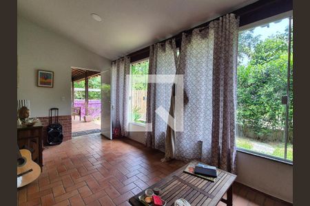 Sala de casa para alugar com 1 quarto, 200m² em Vargem Grande, Rio de Janeiro