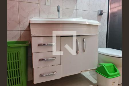 Casa à venda com 315m², 4 quartos e 4 vagas Casa à venda com 315m², 4 quartos e 4 vagasEscritorio e Suíte 2