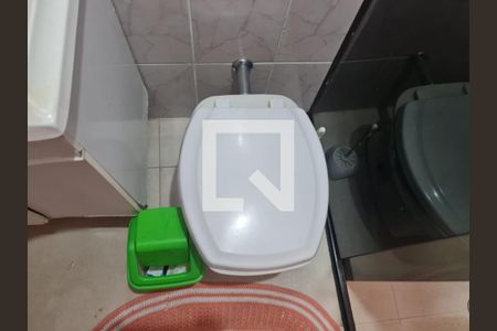 Casa à venda com 315m², 4 quartos e 4 vagas Casa à venda com 315m², 4 quartos e 4 vagasEscritorio e Suíte 2