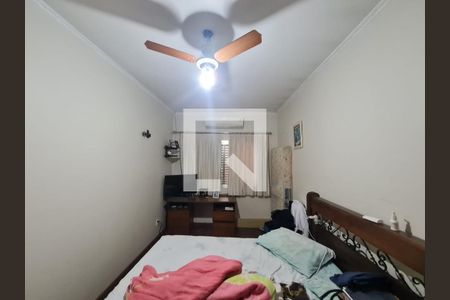 Casa à venda com 315m², 4 quartos e 4 vagas Casa à venda com 315m², 4 quartos e 4 vagasQuarto 3