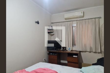 Casa à venda com 315m², 4 quartos e 4 vagas Casa à venda com 315m², 4 quartos e 4 vagasQuarto 3