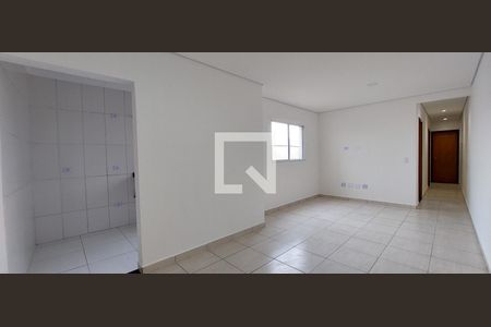 Sala de apartamento à venda com 3 quartos, 70m² em Vila Humaitá, Santo André