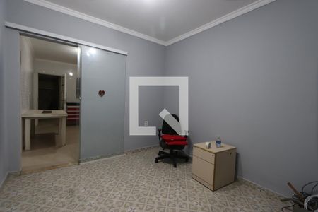 Sala de casa à venda com 3 quartos, 160m² em Vila Dona Sara, São Paulo