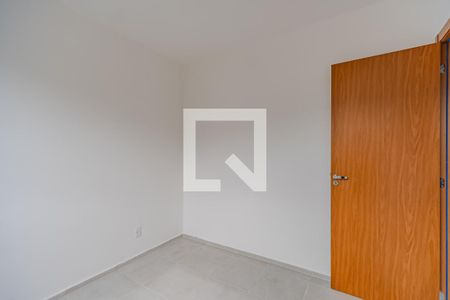 Quarto 2 de apartamento para alugar com 2 quartos, 42m² em Cavalhada, Porto Alegre