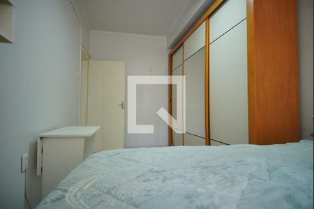 Quarto 1 de apartamento à venda com 2 quartos, 60m² em Petrópolis, Porto Alegre