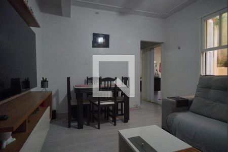 Sala de apartamento à venda com 2 quartos, 60m² em Petrópolis, Porto Alegre