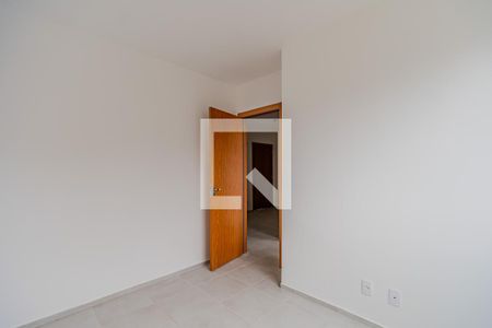 Quarto 2 de apartamento para alugar com 2 quartos, 42m² em Cavalhada, Porto Alegre