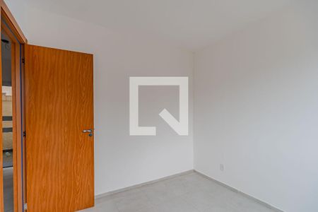 Quarto 1 de apartamento para alugar com 2 quartos, 42m² em Cavalhada, Porto Alegre