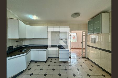 Cozinha  de apartamento à venda com 3 quartos, 90m² em Sion, Belo Horizonte