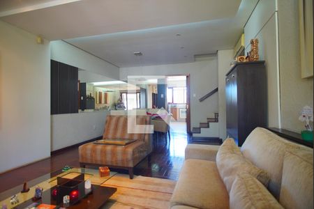 Sala de casa à venda com 4 quartos, 270m² em Vila Ipiranga, Porto Alegre