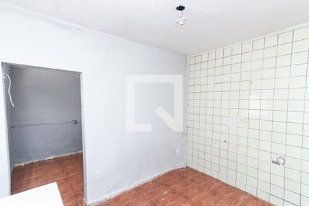 Cozinha de casa para alugar com 1 quarto, 35m² em Jardim Brasil (zona Norte), São Paulo