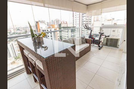 Varanda de apartamento à venda com 1 quarto, 53m² em Vila Regente Feijó, São Paulo