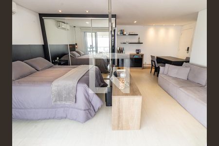 Sala/Quarto de apartamento à venda com 1 quarto, 53m² em Vila Regente Feijó, São Paulo