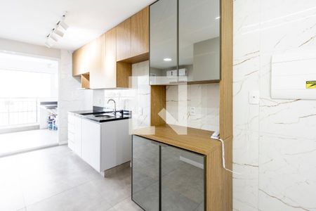 Sala/Cozinha de apartamento à venda com 2 quartos, 54m² em Barra Funda, São Paulo