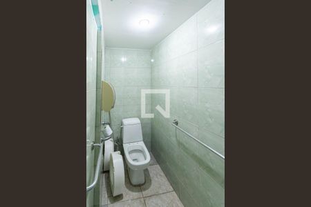 Lavabo de casa à venda com 4 quartos, 380m² em Tijuca, Rio de Janeiro