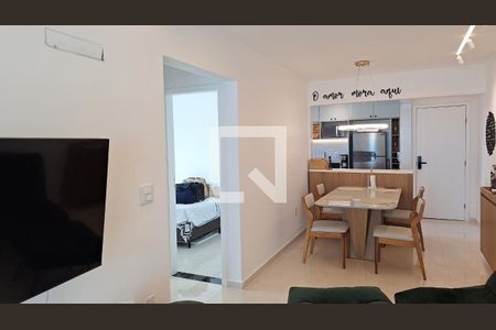 Sala de apartamento para alugar com 2 quartos, 78m² em Maracanã, Praia Grande